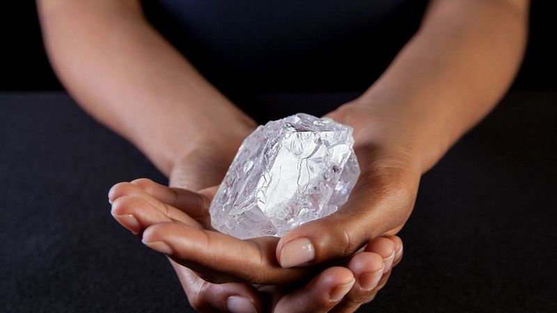 1758 карат – второй самый крупный алмаз в мире
